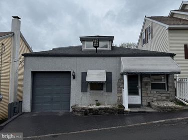 535 GARIBALDI CT, HAZLETON, PA 18201