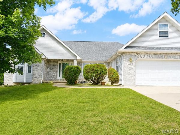 115 Ridgeview Drive, St Robert, MO 65584