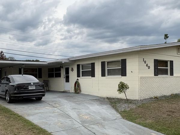 1660 Country Lane , Titusville, FL 32780