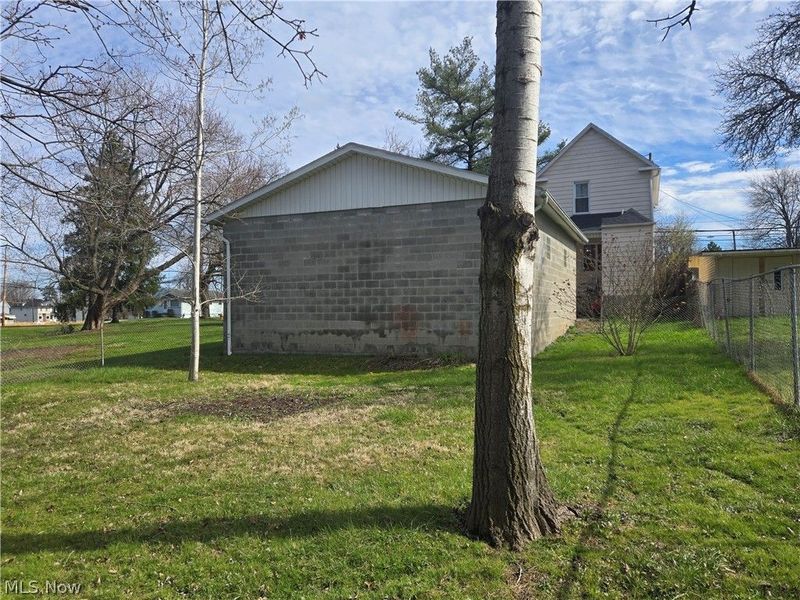 2446 Vestal Road, Youngstown, OH 44509 Photo 19