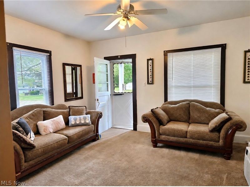 2446 Vestal Road, Youngstown, OH 44509 Photo 2