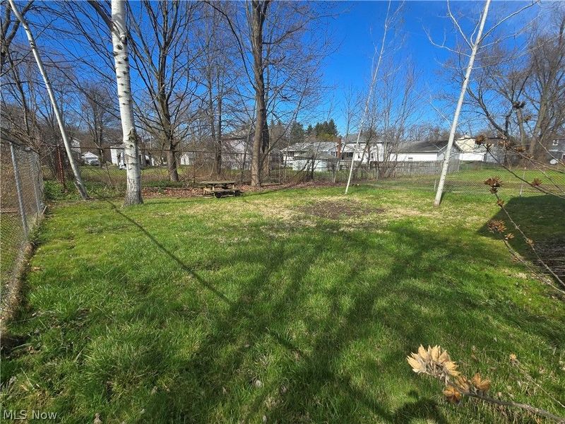2446 Vestal Road, Youngstown, OH 44509 Photo 20