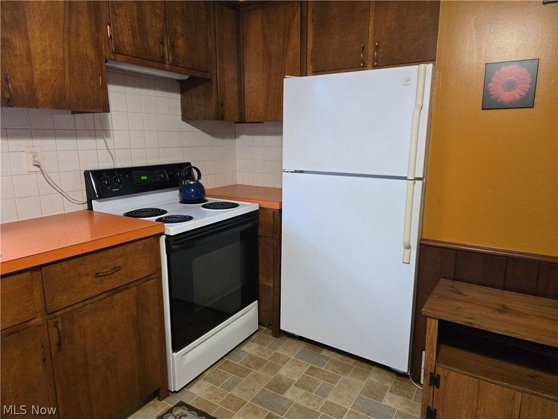 2446 Vestal Road, Youngstown, OH 44509 Photo 5