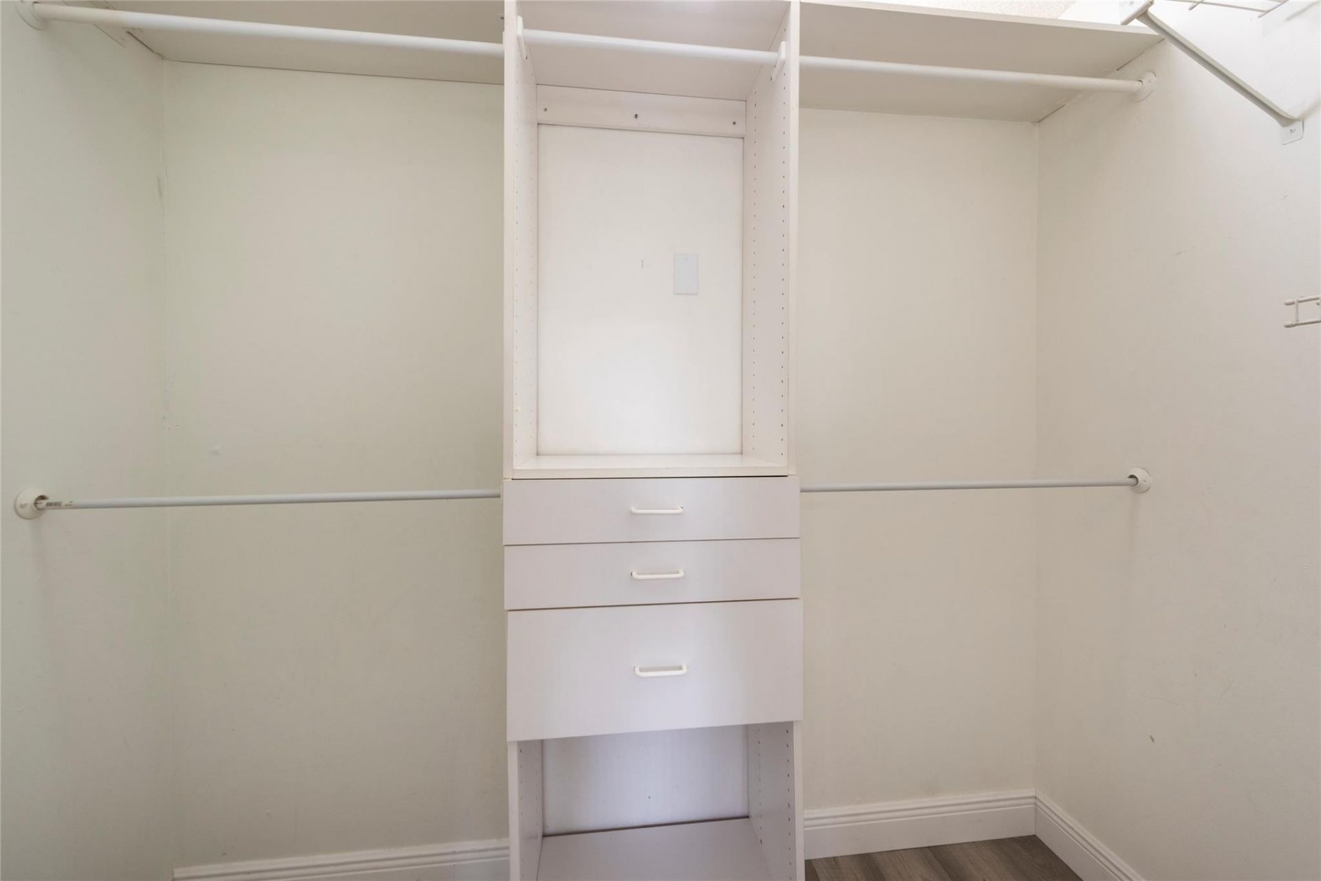 2101 NW 101st Terrace, Pembroke Pines, FL 33026 Photo