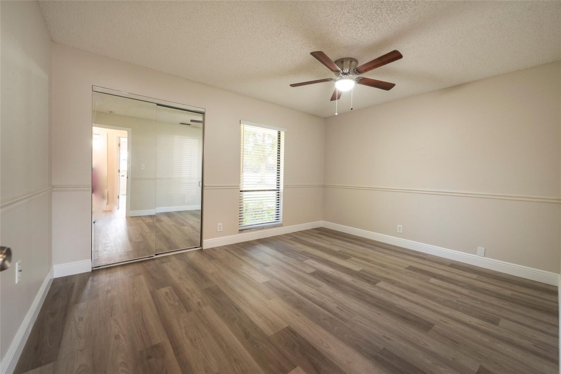 2101 NW 101st Terrace, Pembroke Pines, FL 33026 Photo