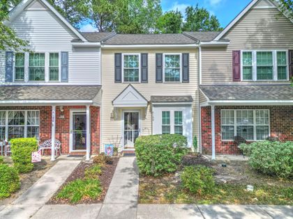 8124 Shadow Oak Drive North Charleston, SC 29406