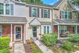 8124 Shadow Oak Drive photo 4