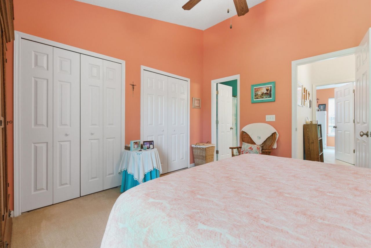 8124 Shadow Oak Drive Photo 23