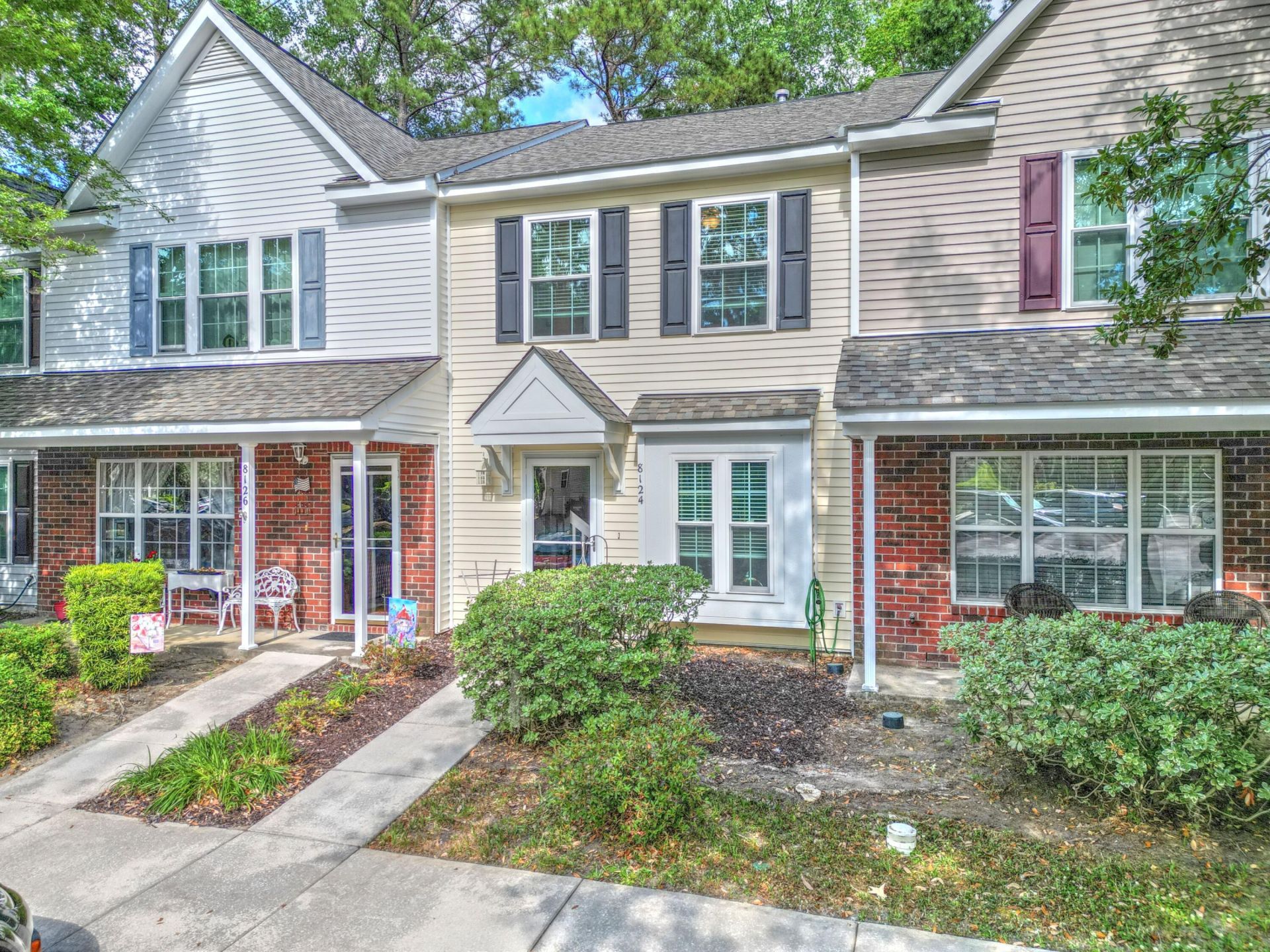 8124 Shadow Oak Drive Photo 30