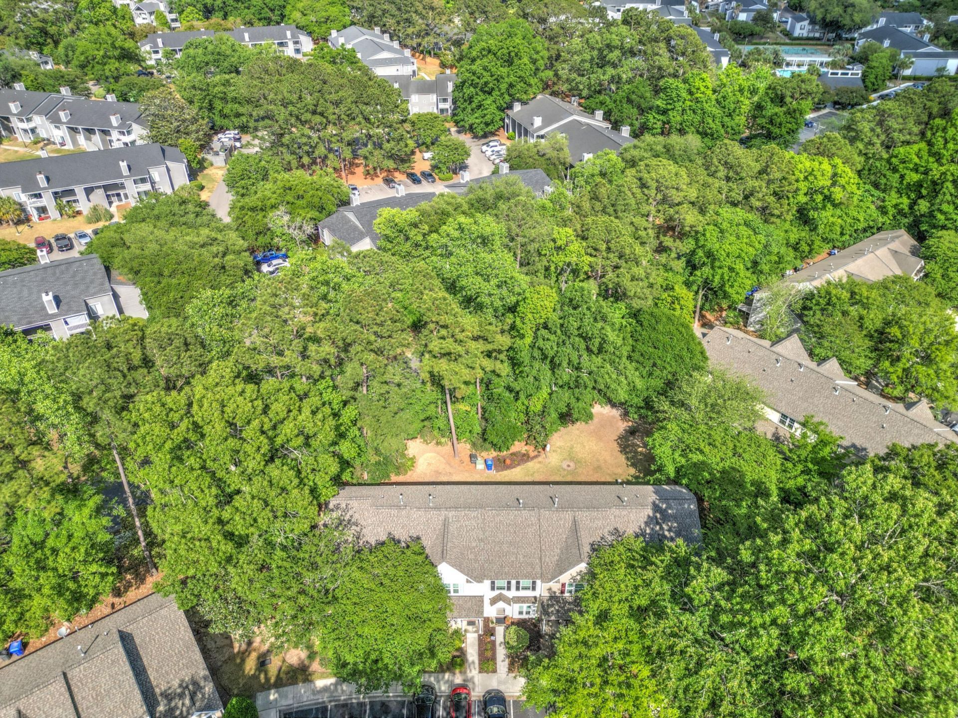 8124 Shadow Oak Drive Photo 32