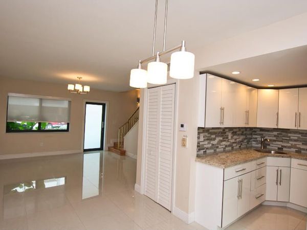 300 80th Street, Miami Beach, FL 33141