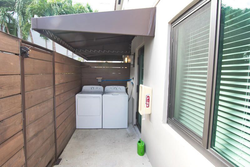 300 80th Street, Miami Beach, FL 33141 Photo