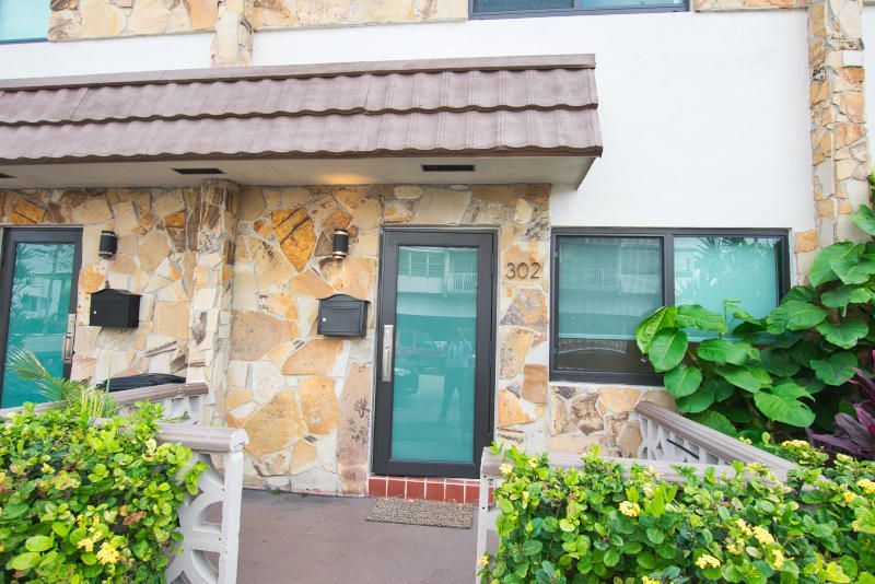 300 80th Street, Miami Beach, FL 33141 Photo