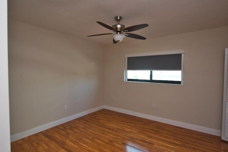 300 80th Street, Miami Beach, FL 33141 Photo