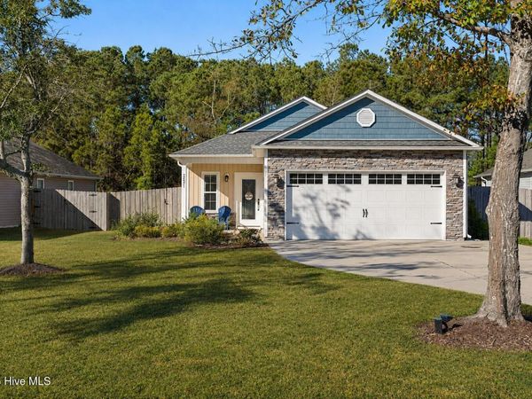 2831 Country Club Drive, Hampstead, NC 28443