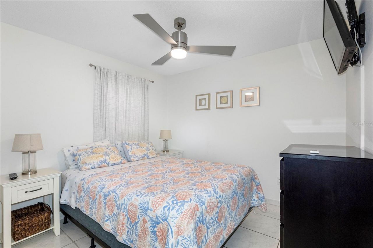 614 Gulf Boulevard, Unit 9, Indian Rocks Beach, FL 33785 Photo