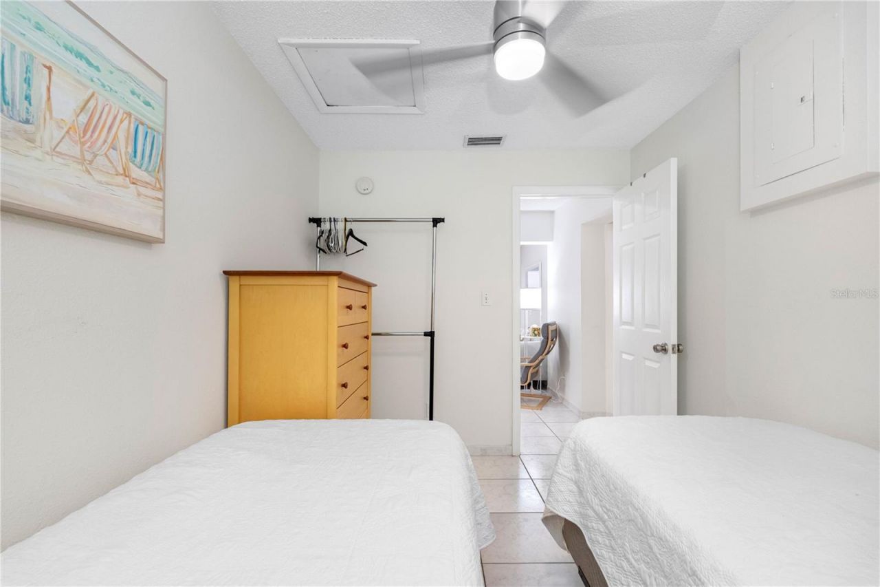 614 Gulf Boulevard, Unit 9, Indian Rocks Beach, FL 33785 Photo