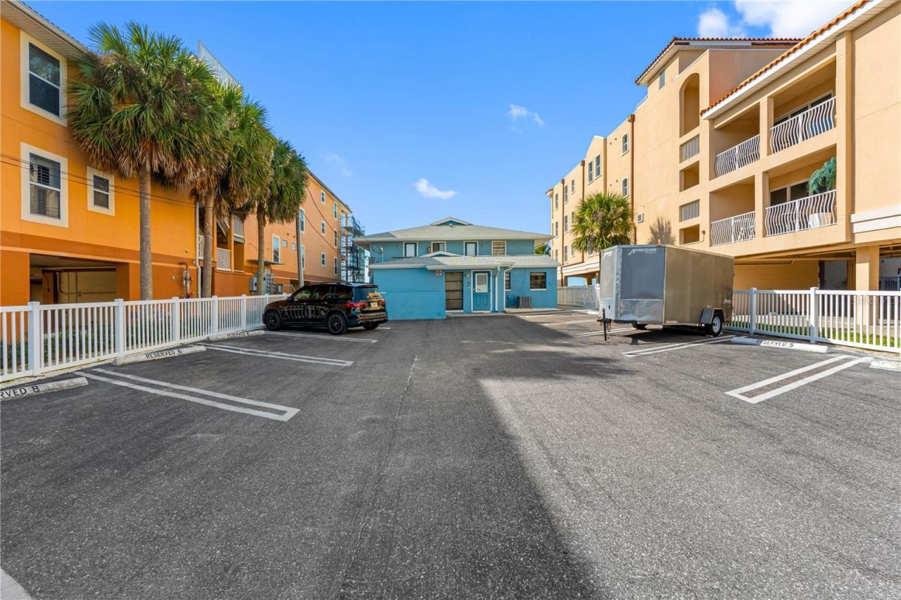 614 Gulf Boulevard, Unit 9, Indian Rocks Beach, FL 33785 Photo