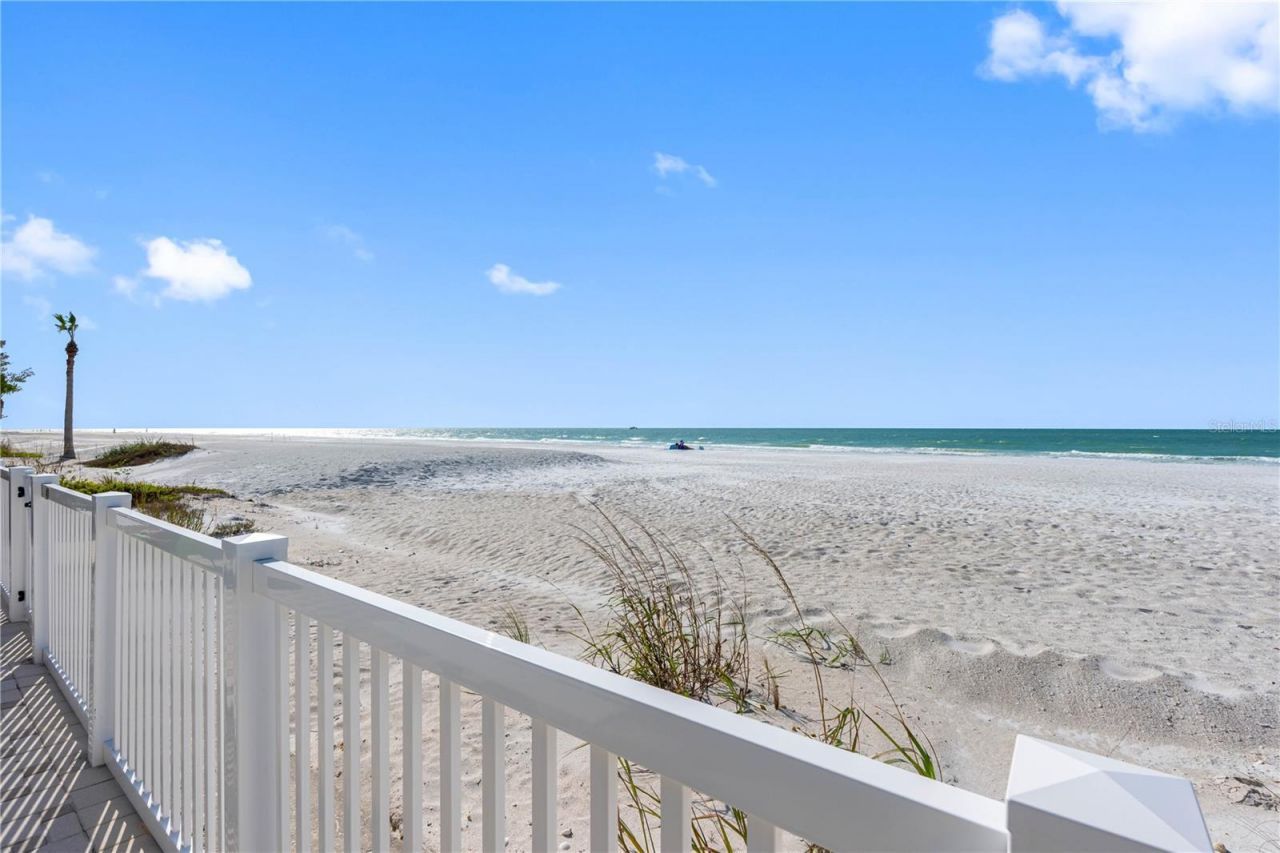 614 Gulf Boulevard, Unit 9, Indian Rocks Beach, FL 33785 Photo