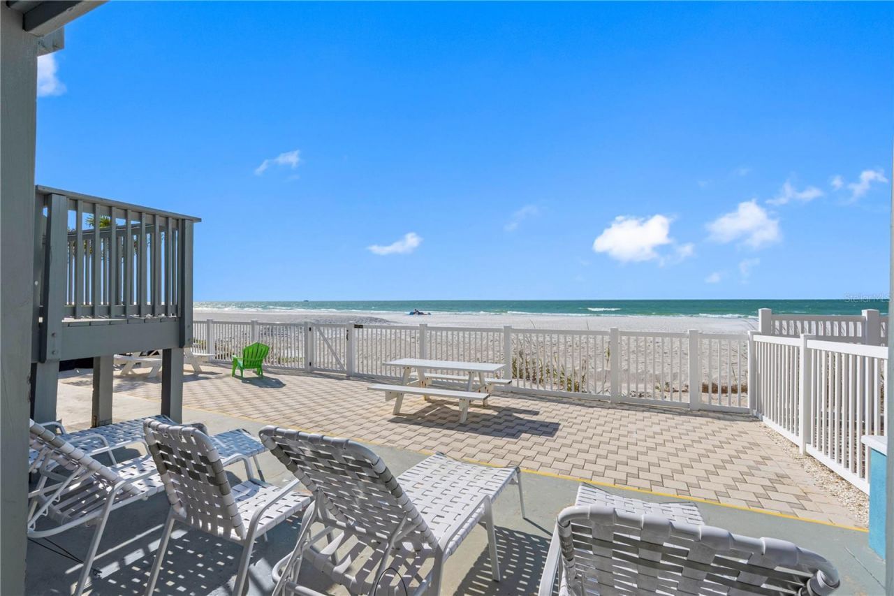 614 Gulf Boulevard, Unit 9, Indian Rocks Beach, FL 33785 Photo