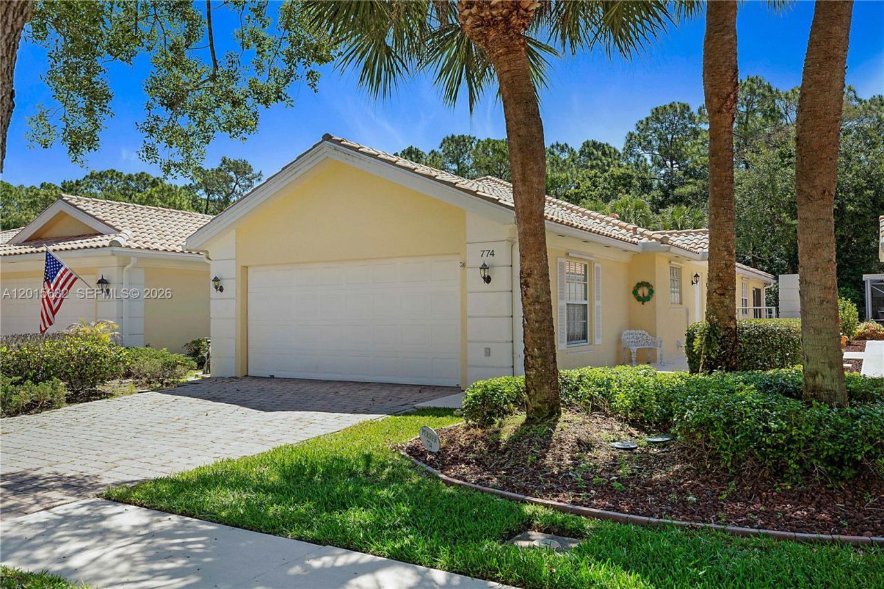 774 SW Balmoral Trce, Stuart, FL 34997 Photo