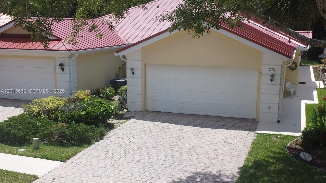 774 SW Balmoral Trce, Stuart, FL 34997 Photo