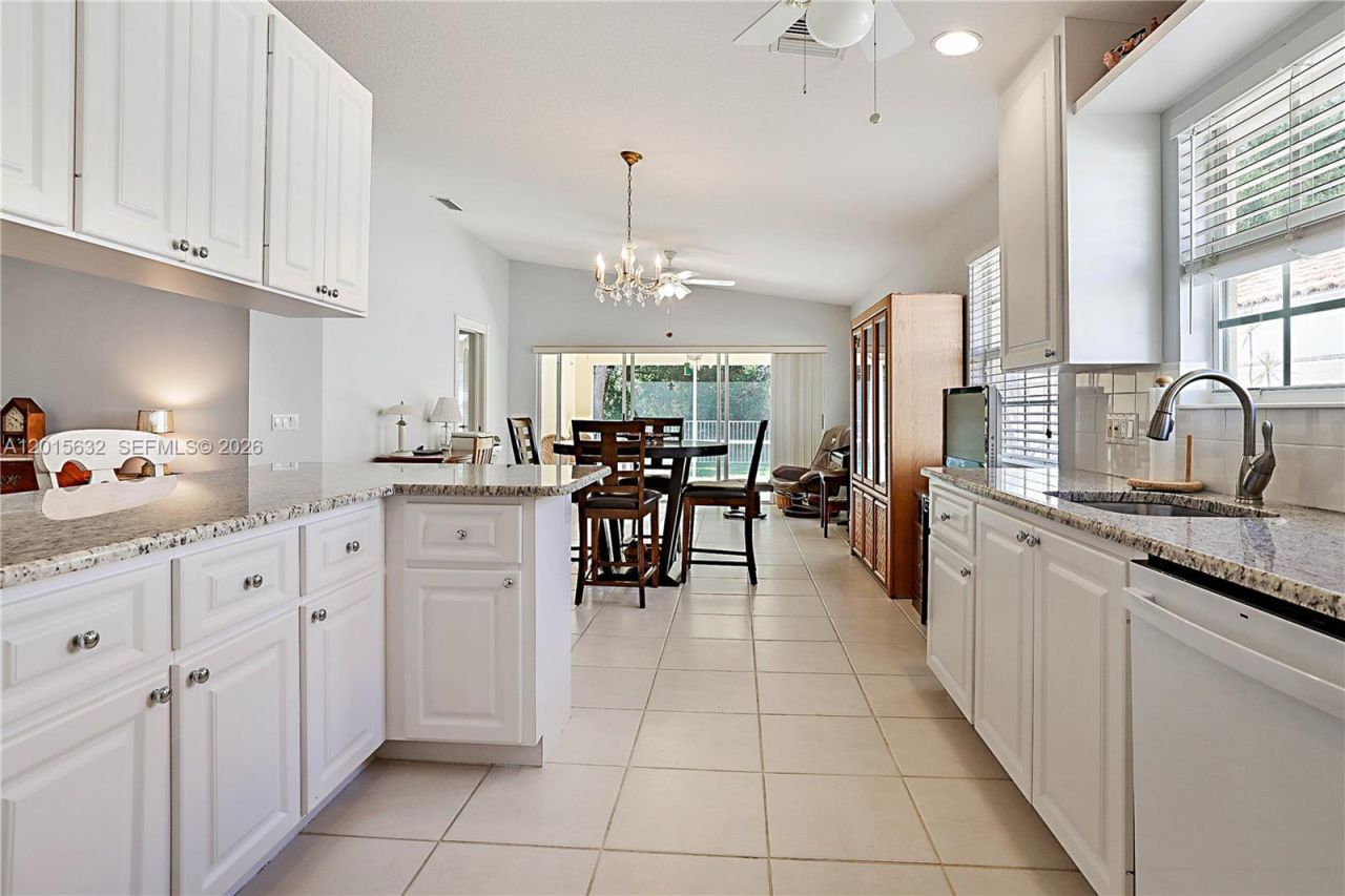 774 SW Balmoral Trce, Stuart, FL 34997 Photo