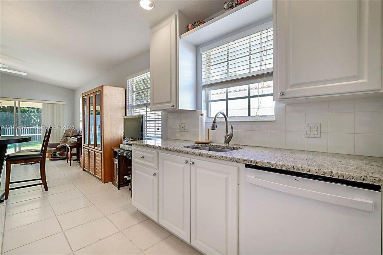 774 SW Balmoral Trce, Stuart, FL 34997 Photo