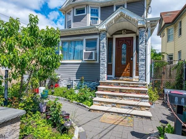 841 Summer St, Elizabeth, NJ 07202