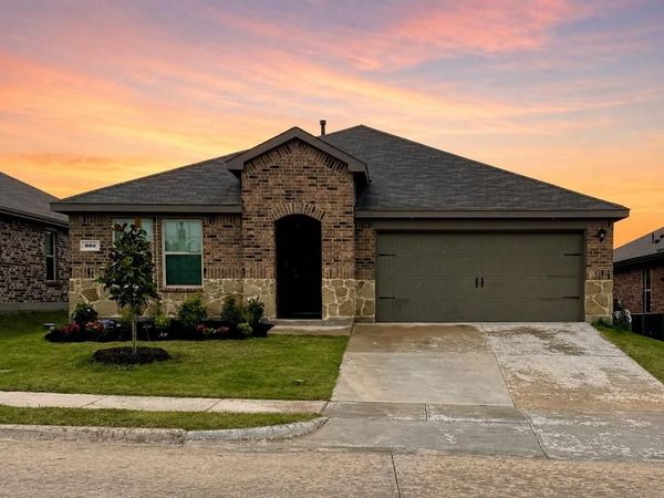 860 Newport Drive, Ferris, TX 75125
