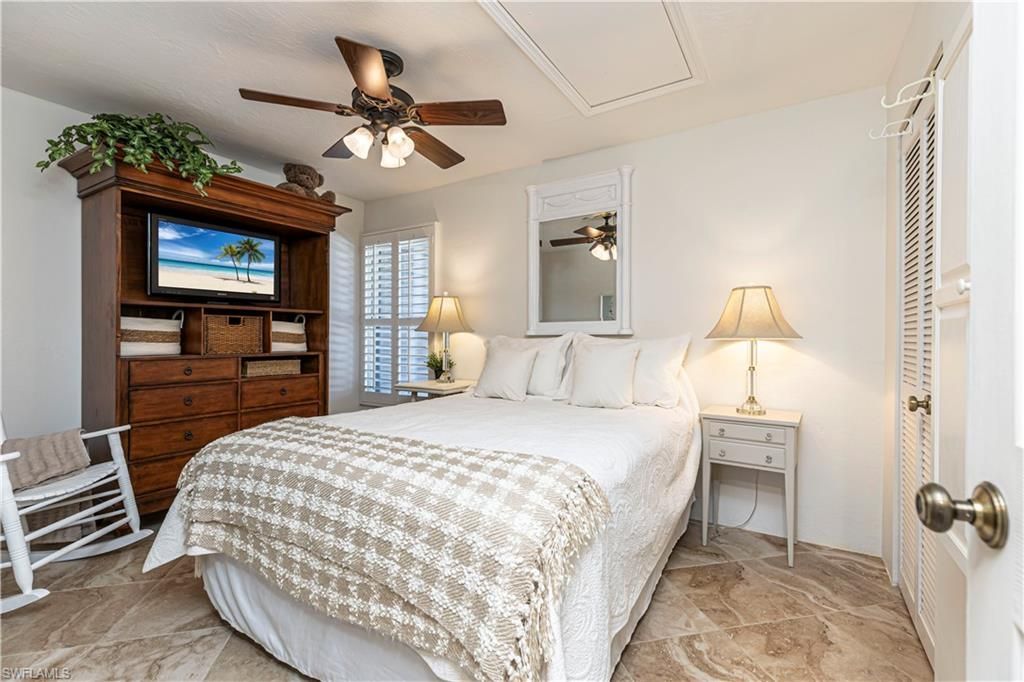 5950 Trailwinds Dr, Unit 224, Fort Myers, FL 33907 Photo