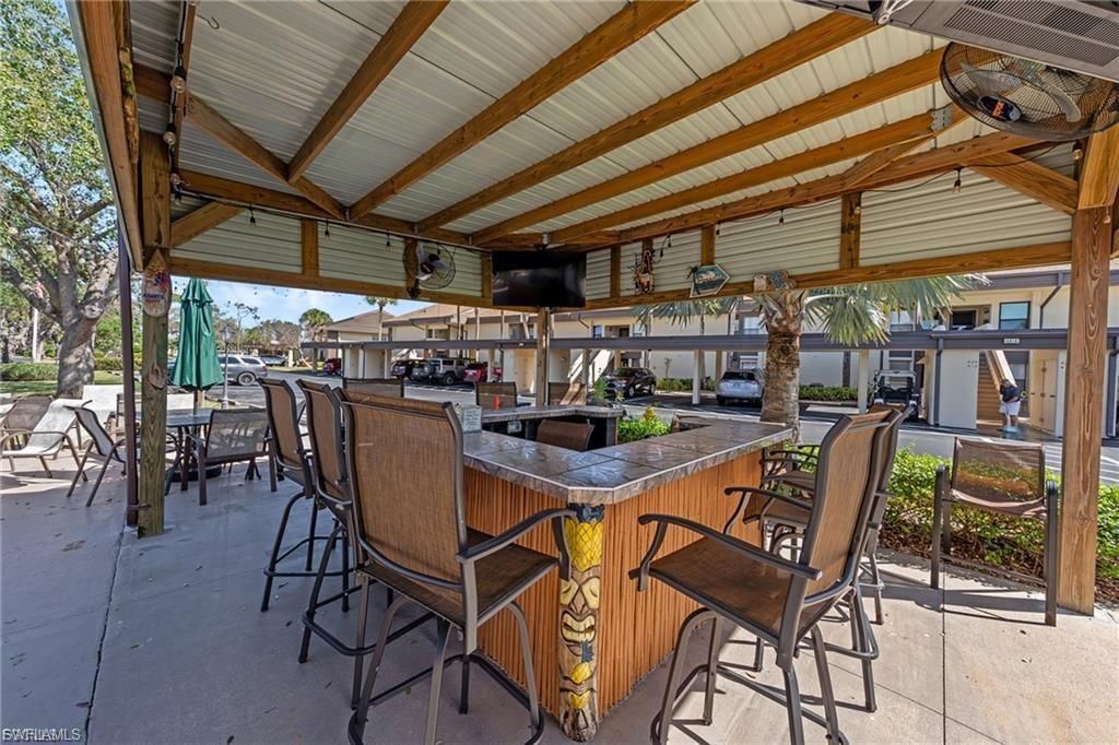 5950 Trailwinds Dr, Unit 224, Fort Myers, FL 33907 Photo