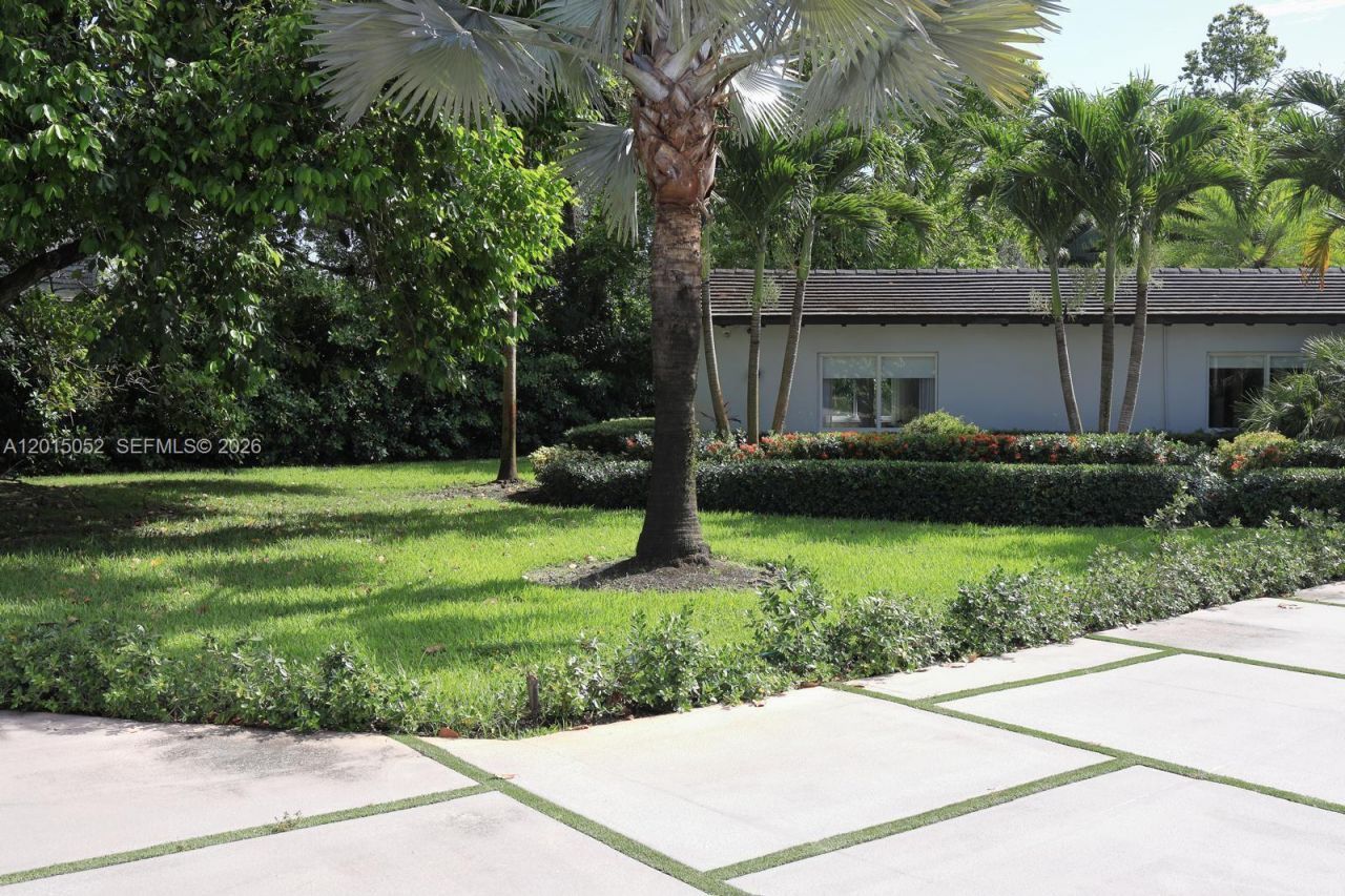 5250 SW 62nd Ave, Miami, FL 33155 Photo