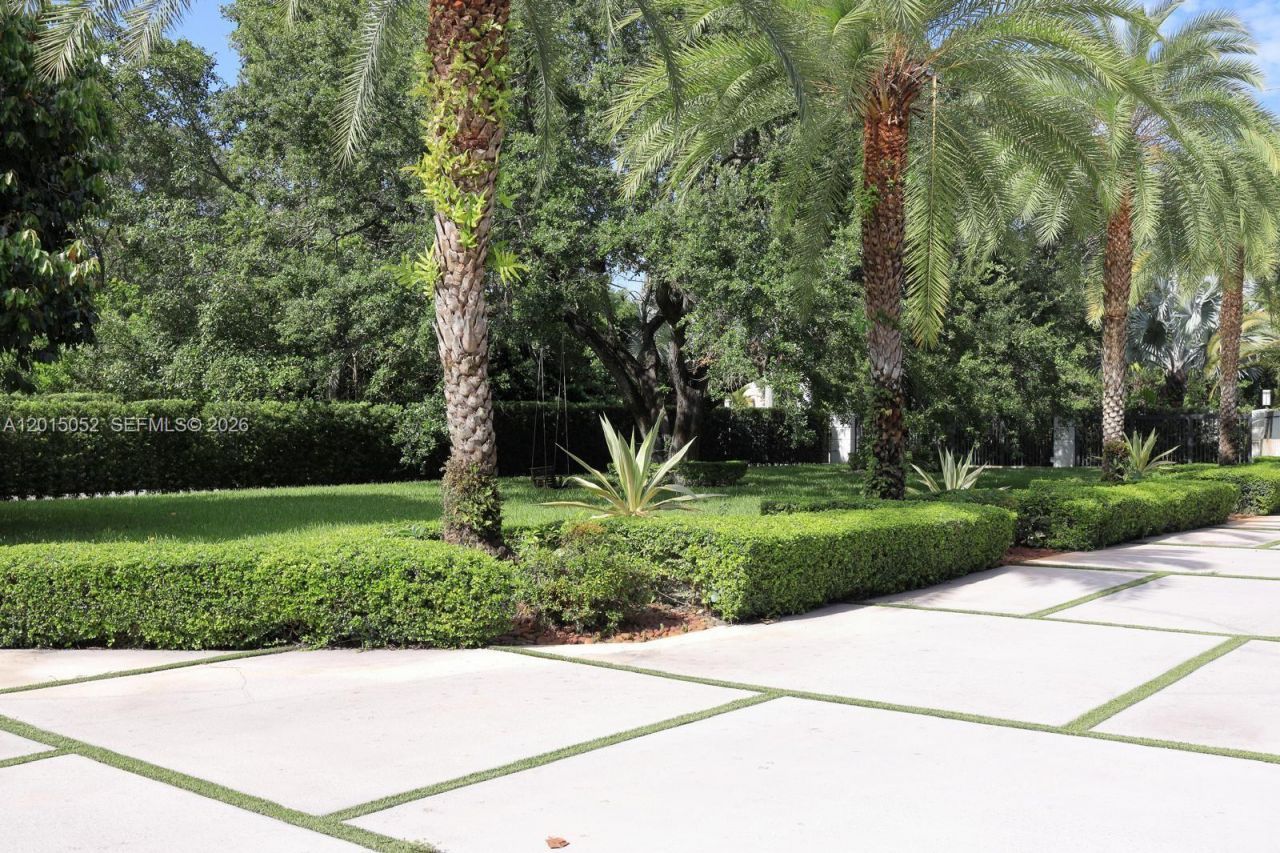 5250 SW 62nd Ave, Miami, FL 33155 Photo