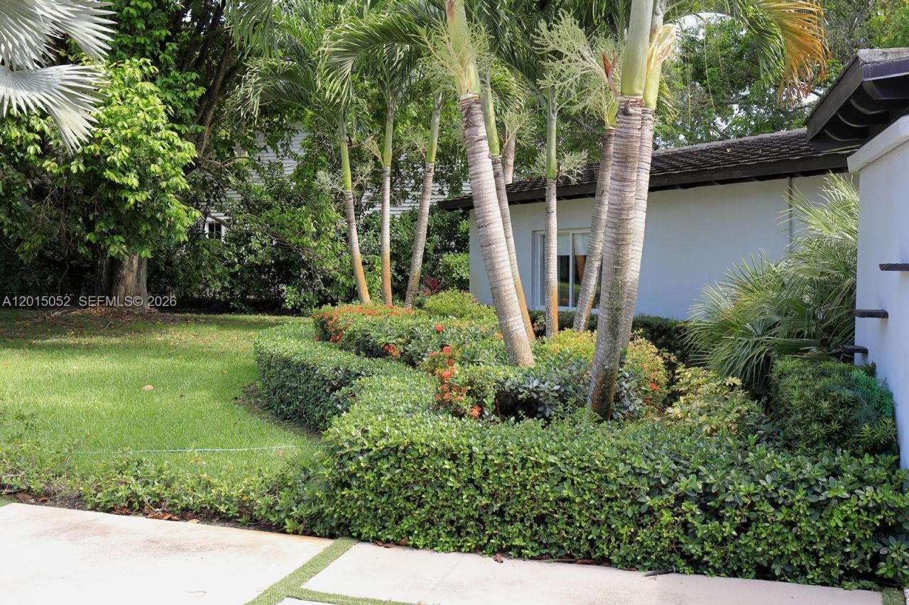 5250 SW 62nd Ave, Miami, FL 33155 Photo