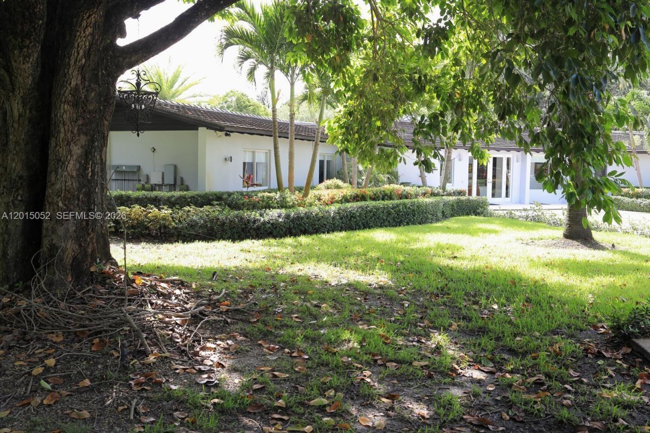 5250 SW 62nd Ave, Miami, FL 33155 Photo
