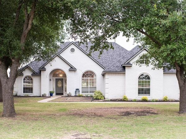 1393 W Alamosa Drive, Talty, TX 75160