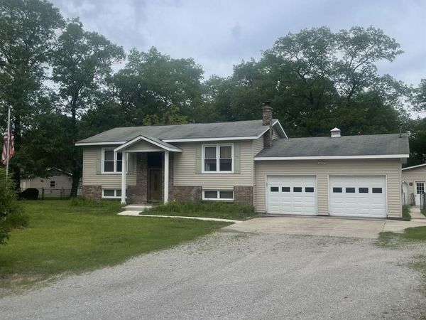 5700 Weir Road W, Oscoda, MI 48750