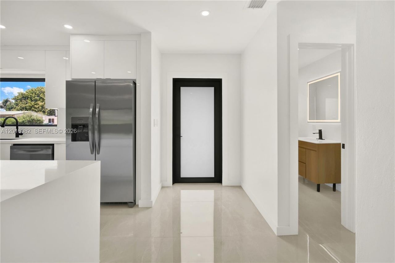 1020 NW 197th Ter, Miami Gardens, FL 33169 Photo