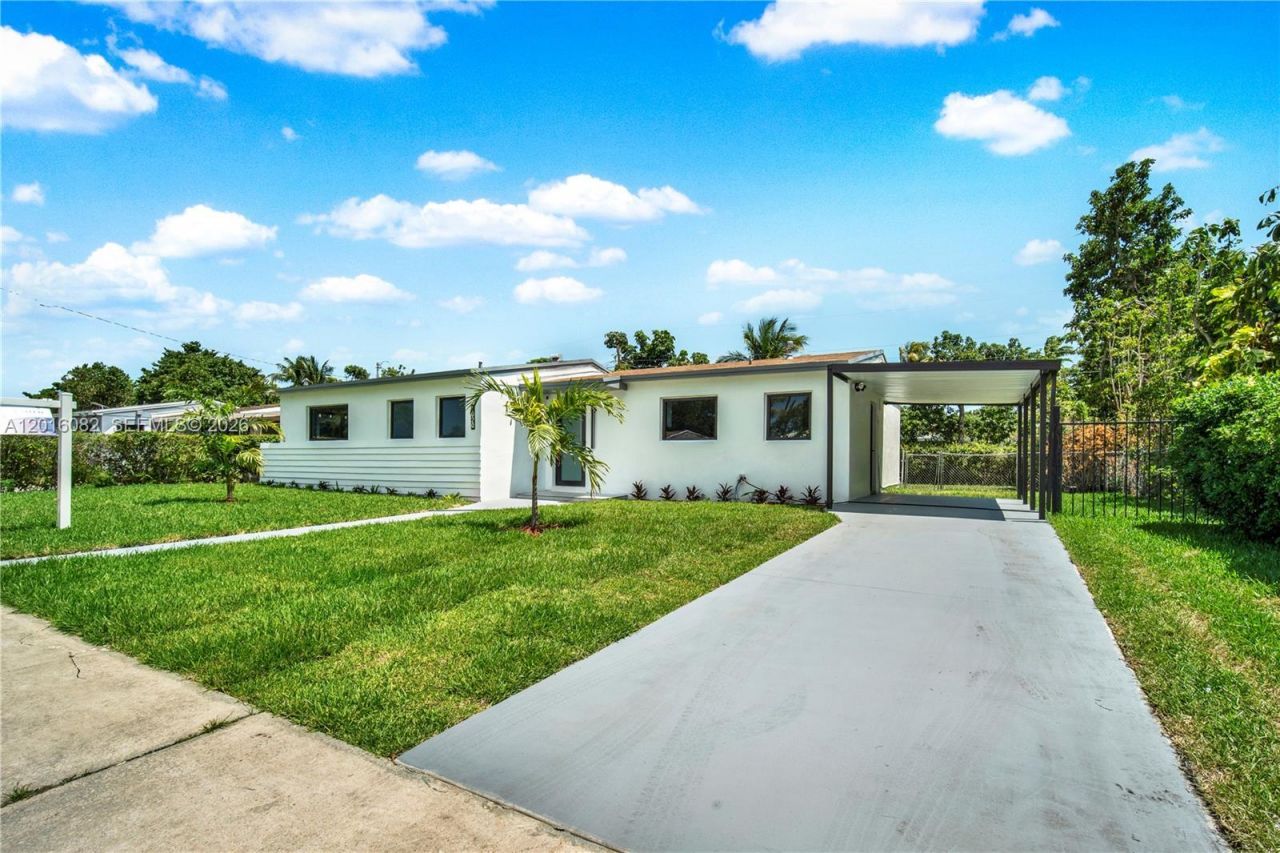 1020 NW 197th Ter, Miami Gardens, FL 33169 Photo