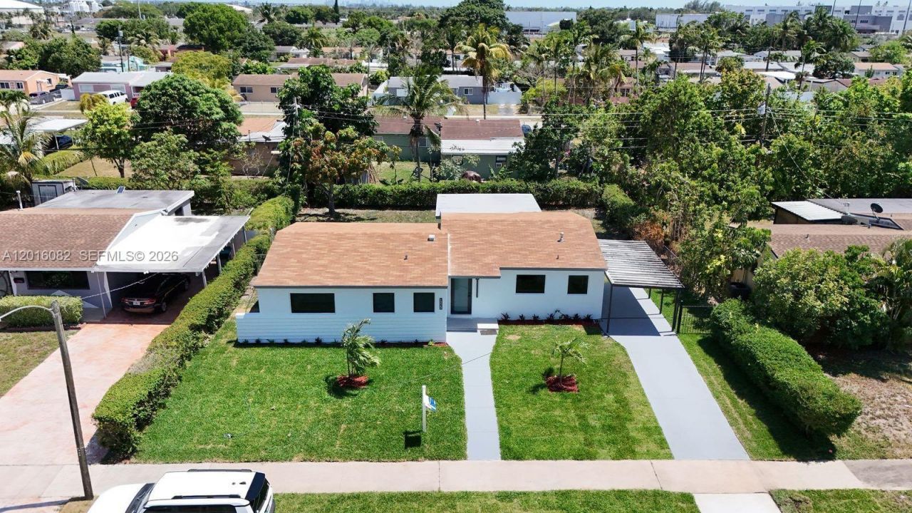 1020 NW 197th Ter, Miami Gardens, FL 33169 Photo