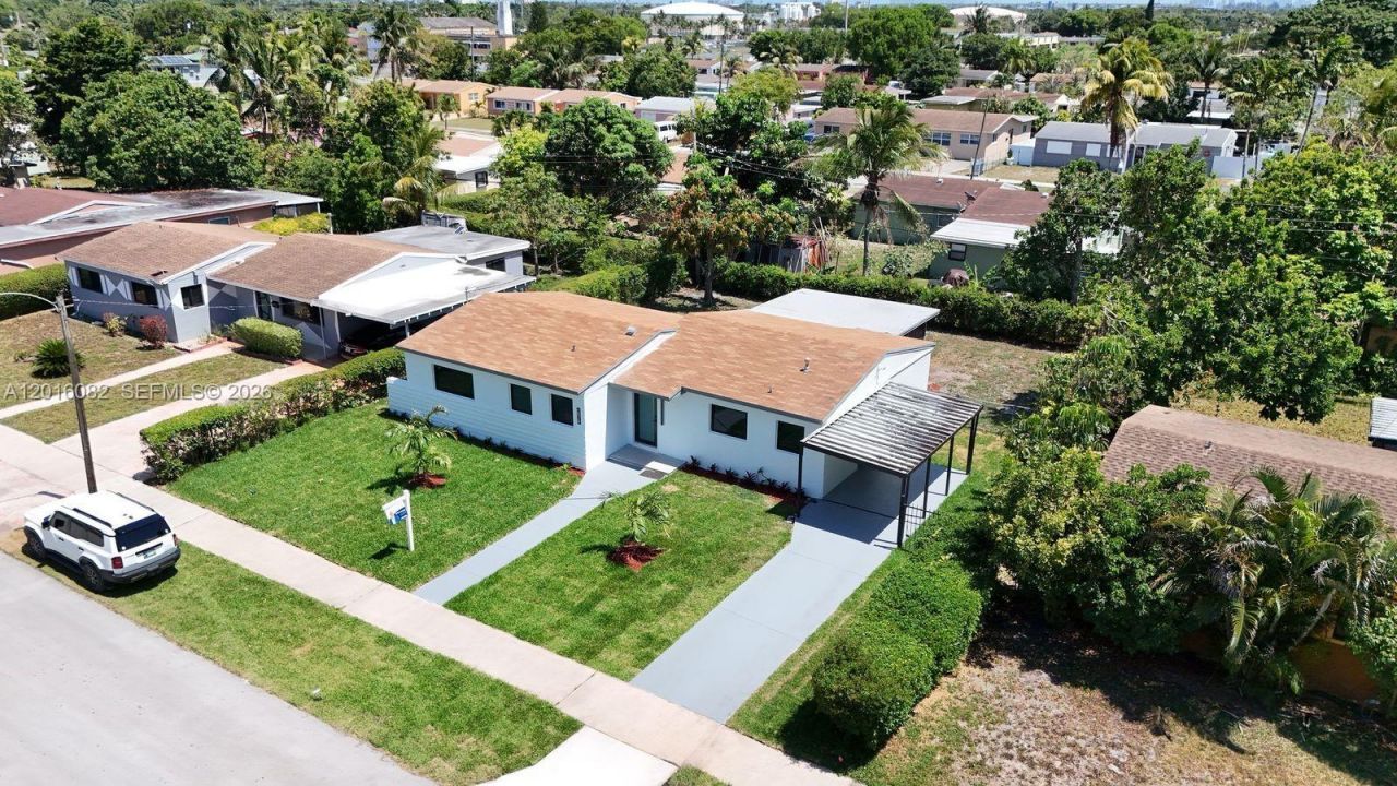 1020 NW 197th Ter, Miami Gardens, FL 33169 Photo