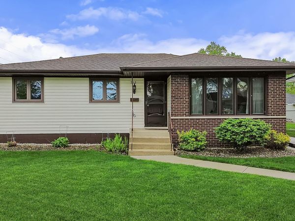 712 211th Street, Dyer, IN 46311