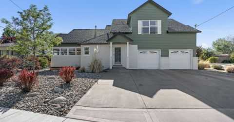 300 Country Club Drive, Reno, NV 89509 Photo