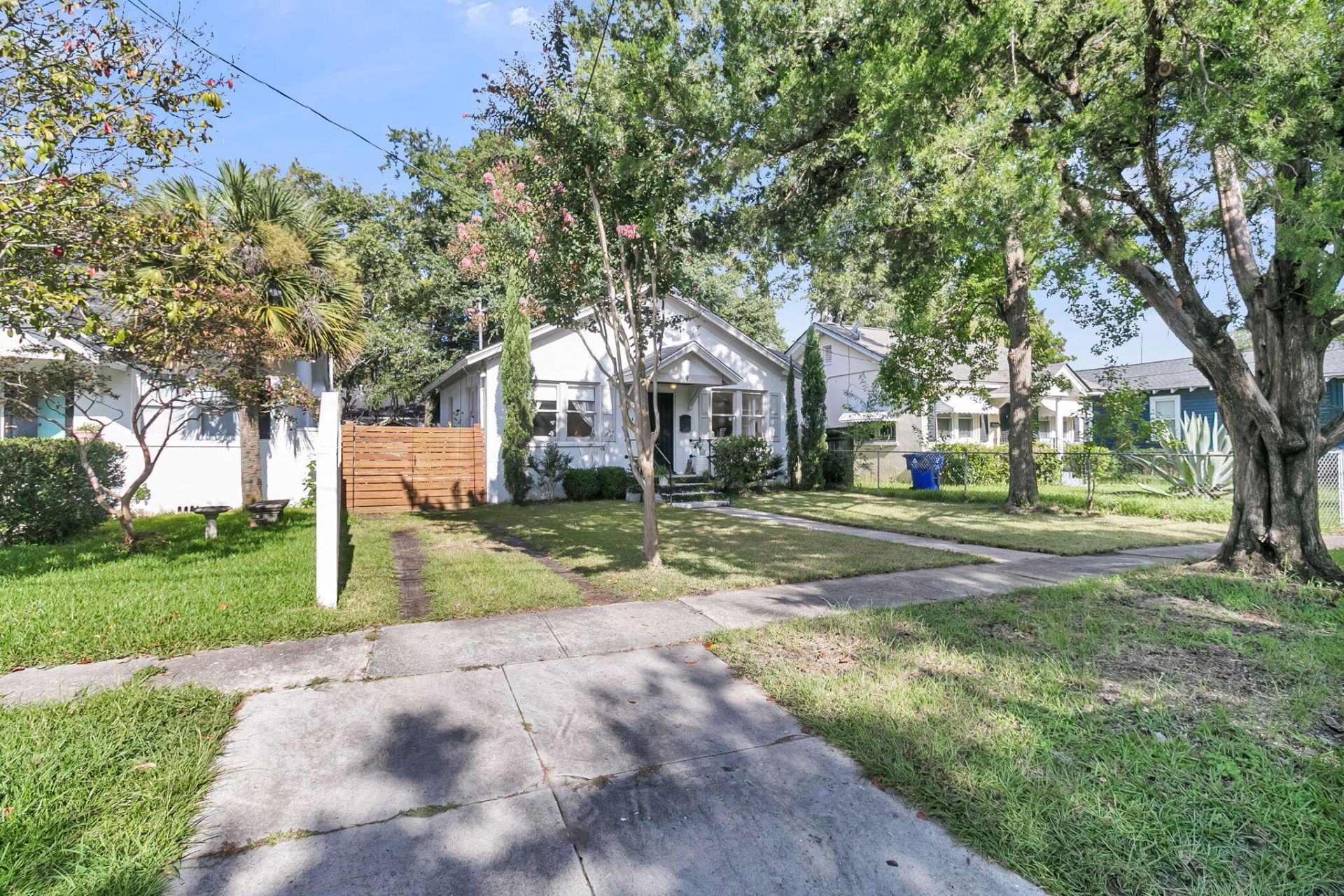 9 Laurel Avenue Photo 17