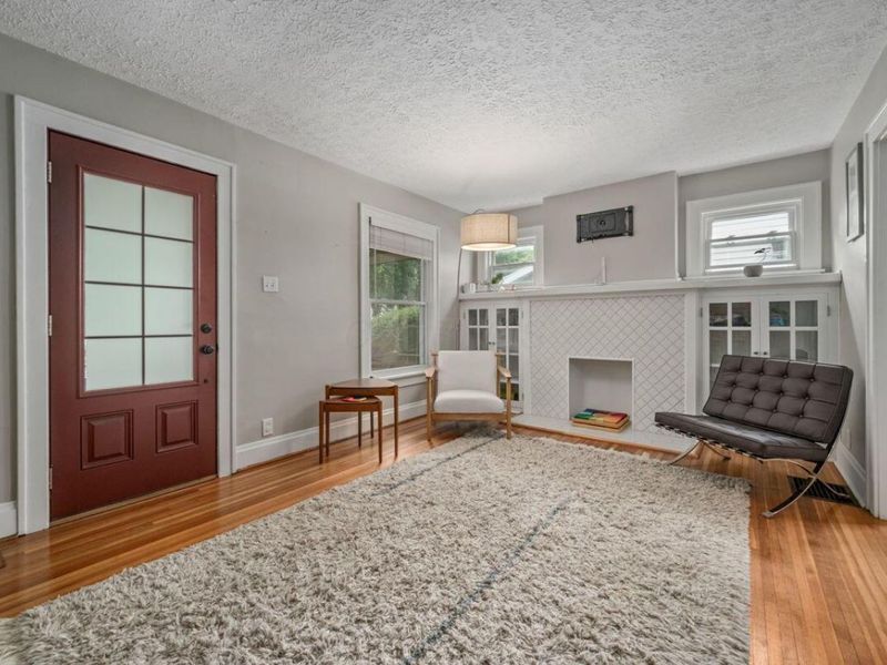 1369 Elmwood Avenue, Columbus, OH 43212 Photo 3
