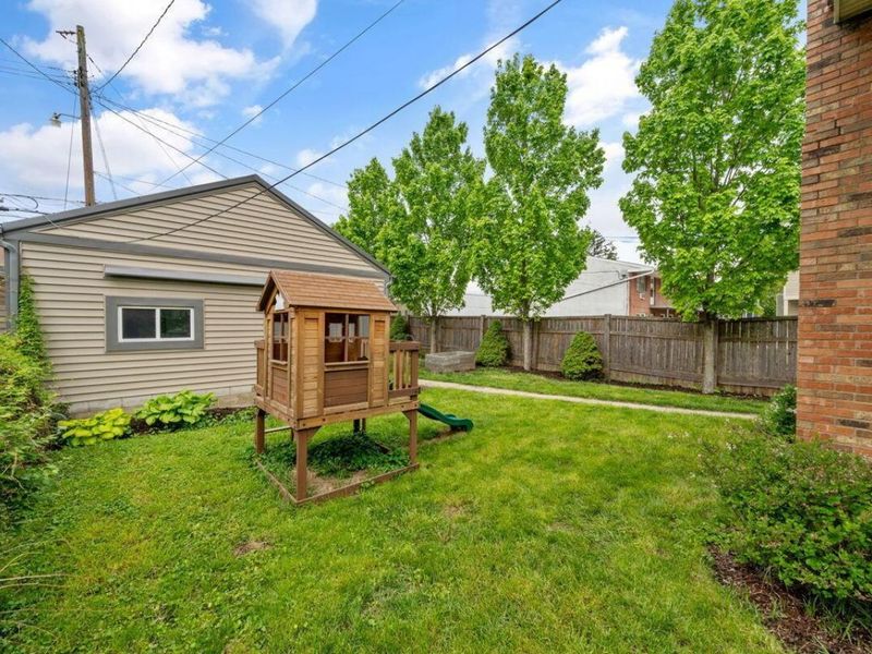 1369 Elmwood Avenue, Columbus, OH 43212 Photo 41