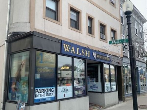 392 Washington St, Unit 4, Boston, MA 02135