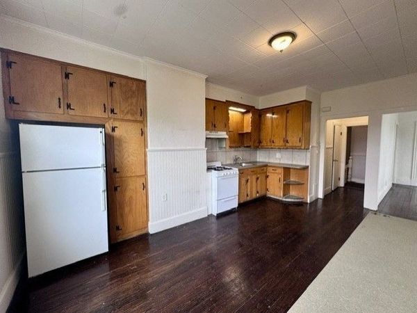 191 London, Unit 3, Boston, MA 02128