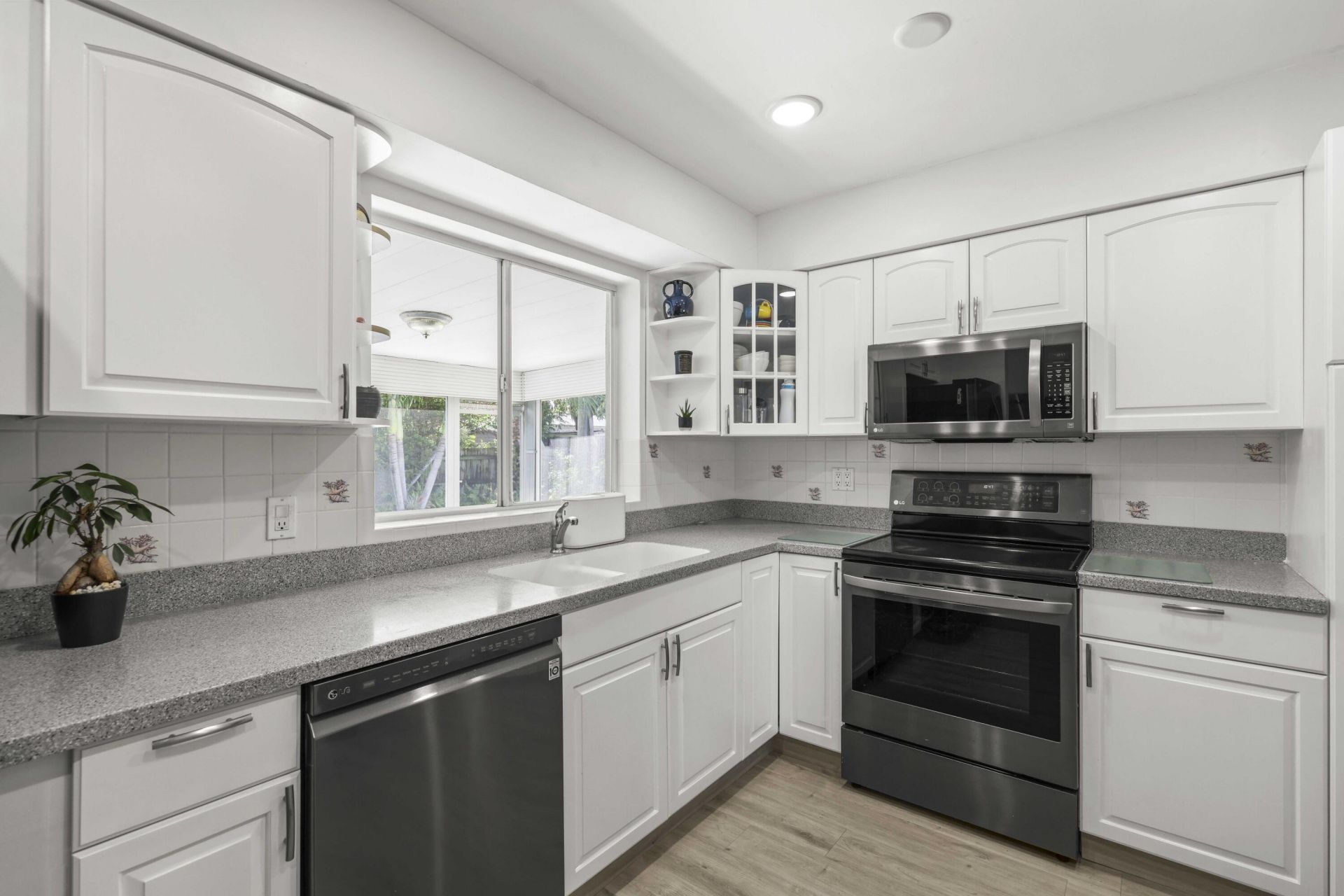 2136 NE 4th Court, Boca Raton, FL 33431 Photo